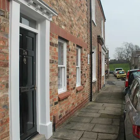 Kyme Street, Holiday home