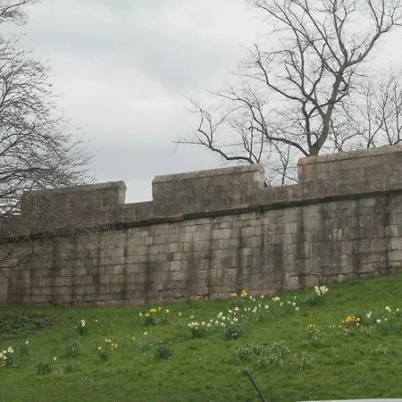Kyme Street, * York
